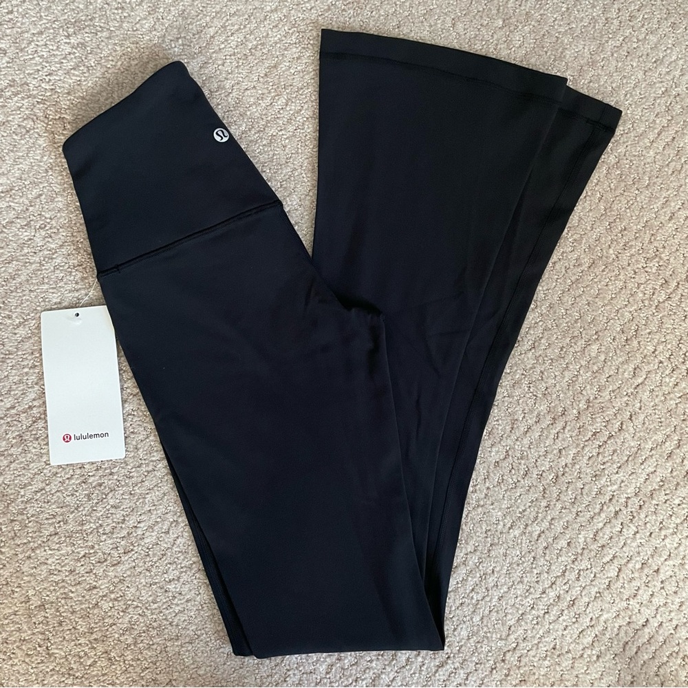 NWT Lululemon Align High-Rise Mini Flare Pant 32" Size 4 Black